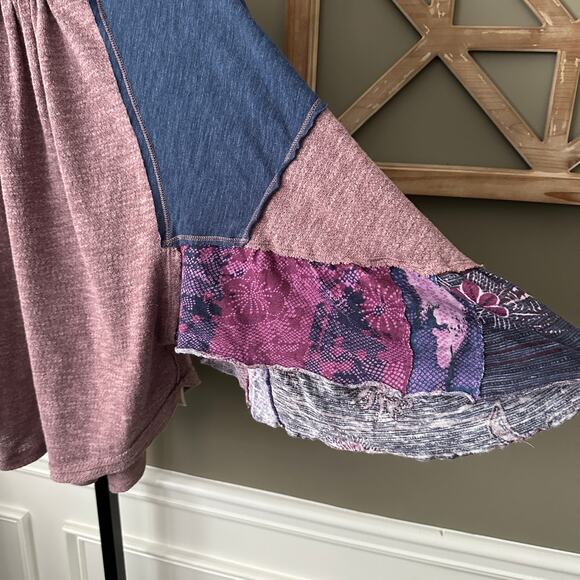 Free People We The Free Friday Fever Top - XS Oversized - Picture 3 of 7